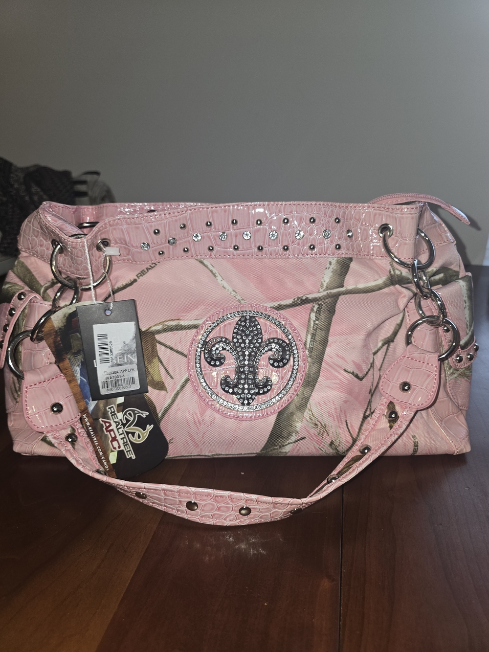 Realtree Y2K Pink Camo Rhinestone Fleur-Embellished Shoulder Bag, New with Tags!